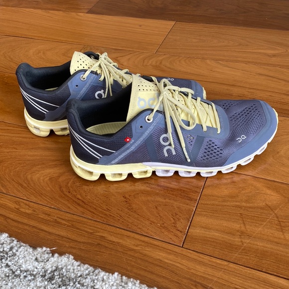 On Running Shoes - Cloudflow running shoes